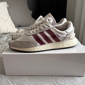 Men’s Adidas Sneaker